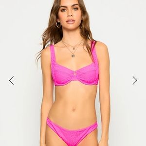 Beach Bunny Karter Underwire Bikini Top Bralette XS NWT Neon Pink Leopard